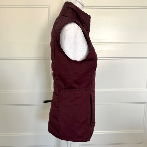 Lululemon Down For It All Vest Size 6 NWOT Cassis - Picture 4 of 12
